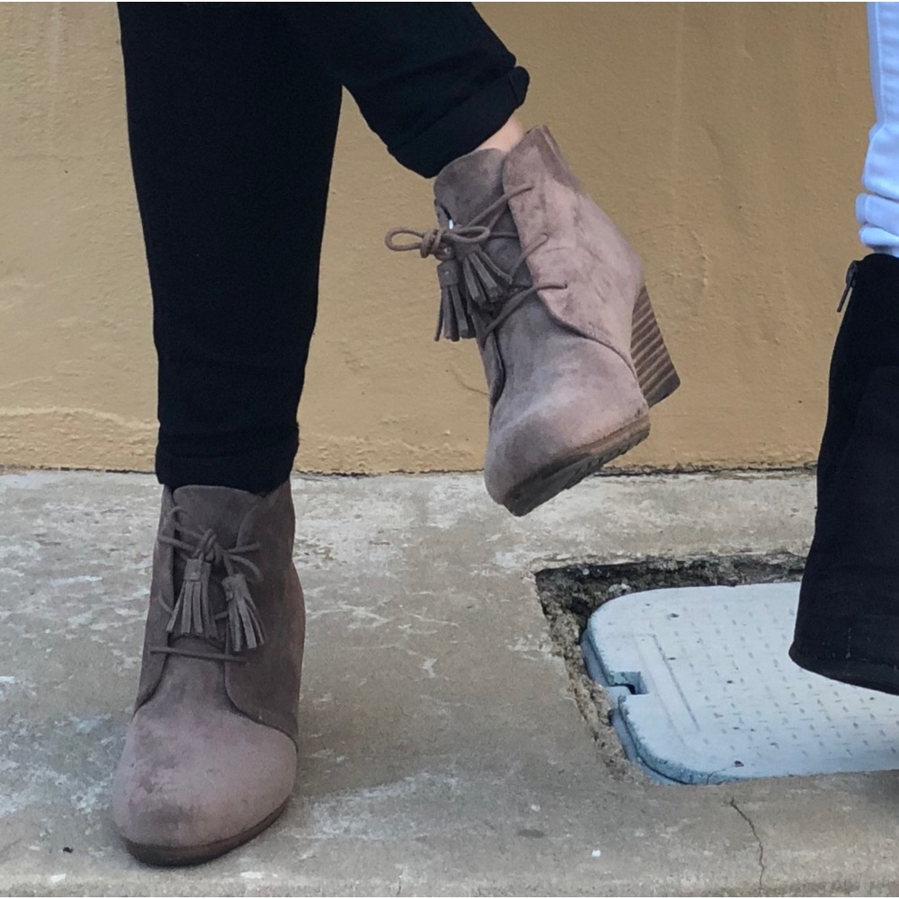 Dr Scholls brown booties